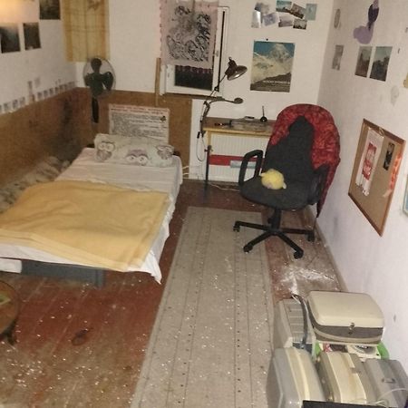 Ruhig Und Spartanisch Wohnen Im Denkmal Lichtenwalde Buitenkant foto